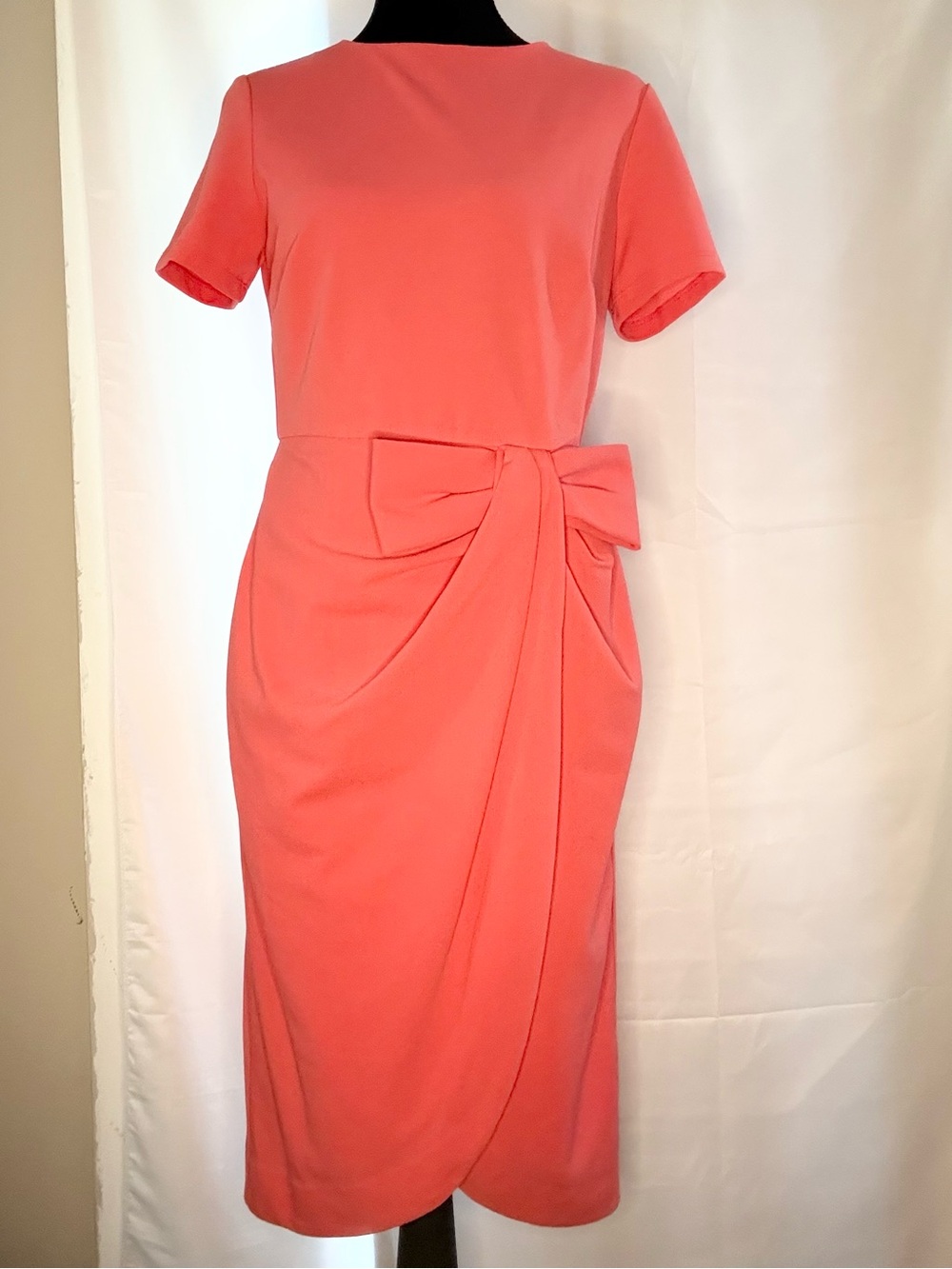 Shelby & Palmer Coral Knee-Length Bow-Waist Midi Dress